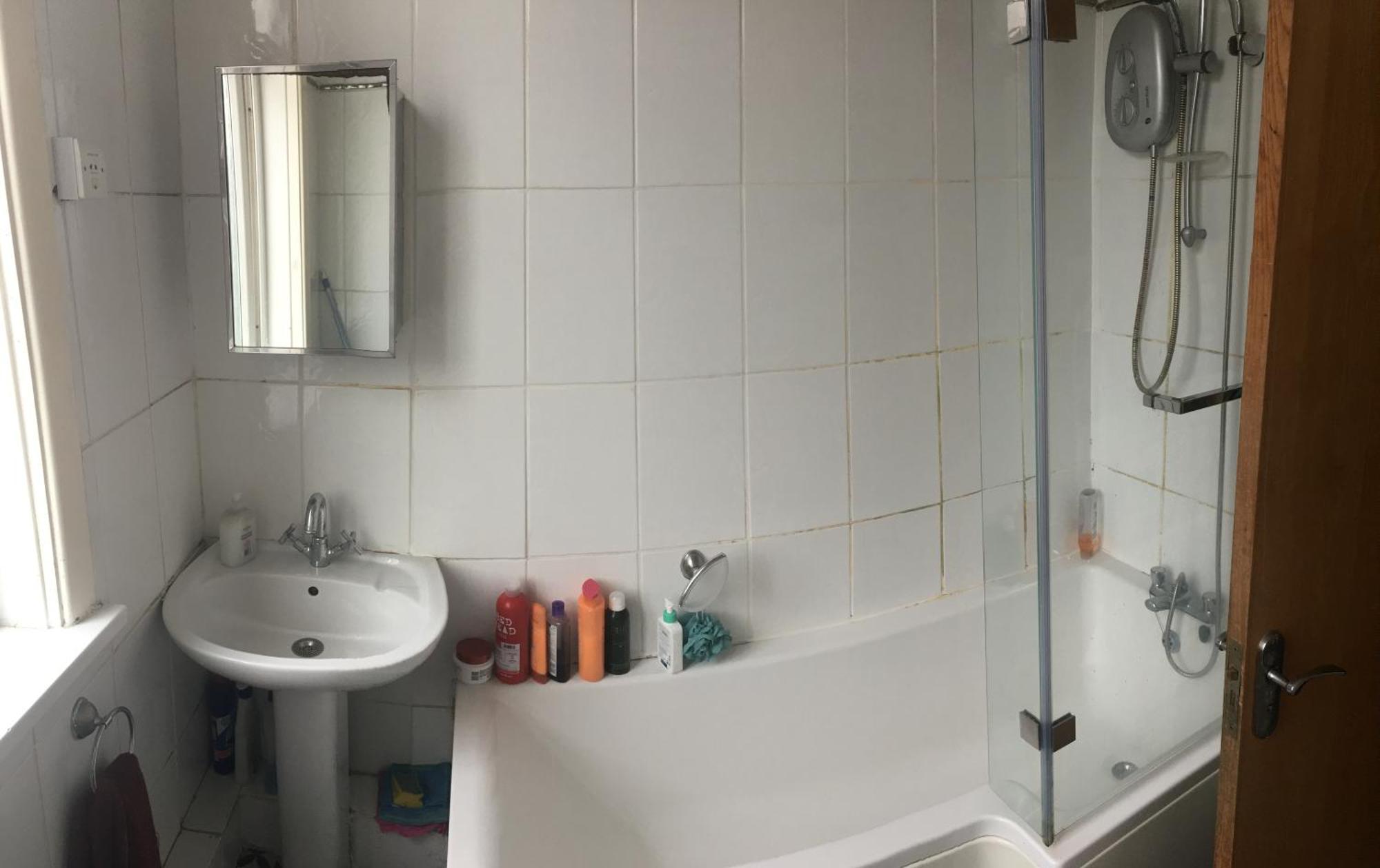 Single Room - Town & University Nearby, 24H Bus, Airport-Linked Manchester Esterno foto